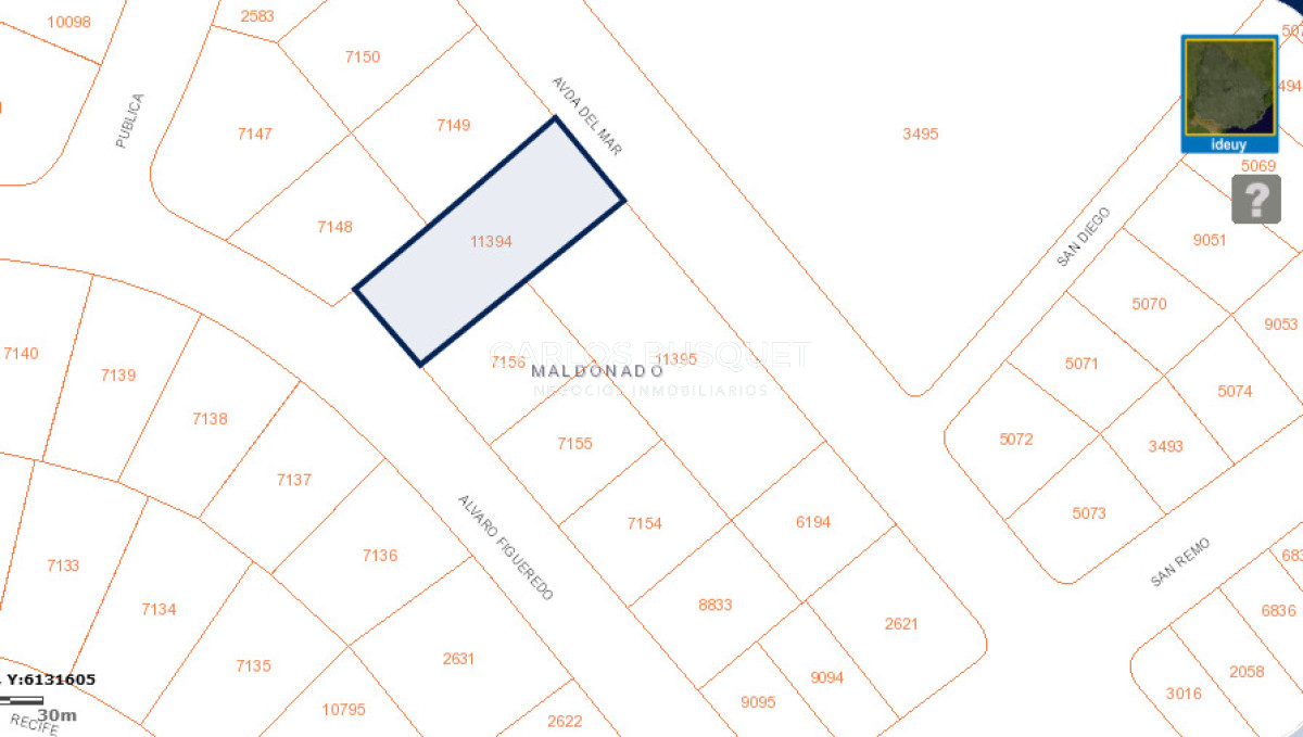 Casa ID.1060 - En Venta San Rafael, PDE Casa Tradicional, Cancha y Quincho en 1574m2 