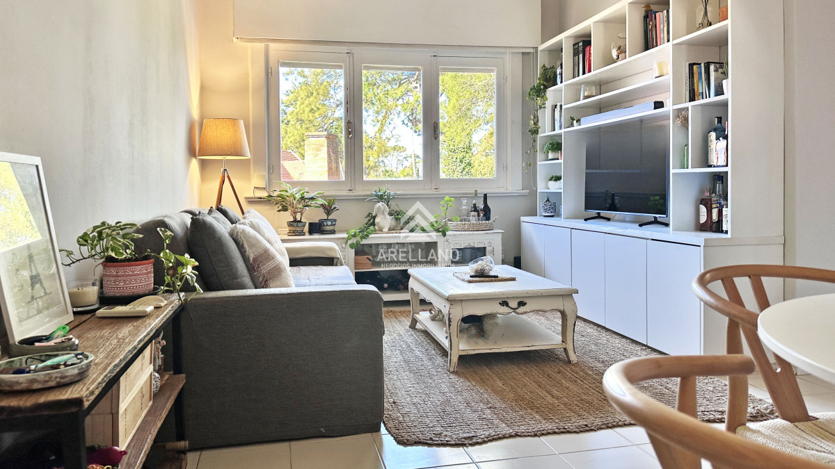 Apartamento ID.5661 - Venta Apartamento 2 Dormitorios, Reciclado, Bajos Gastos, San Rafael.