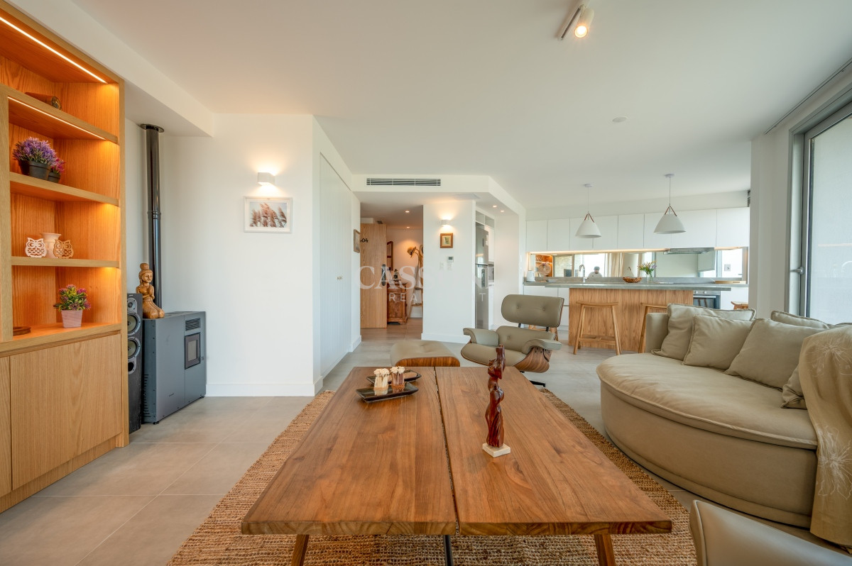 Apartamento ID.3104 - Espectacular PentHouse 2 Suites, Terraza EXCLUSIVA & Todos los Servicios, Edificio ISABEL, Punta Del Este