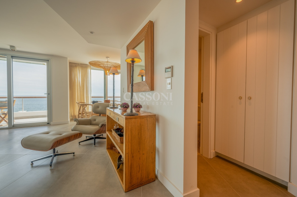 Apartamento ID.3096 - Espectacular PentHouse 4 Dormitorios, Terraza EXCLUSIVA & Todos los Servicios, Edificio ISABEL, Punta Del Este