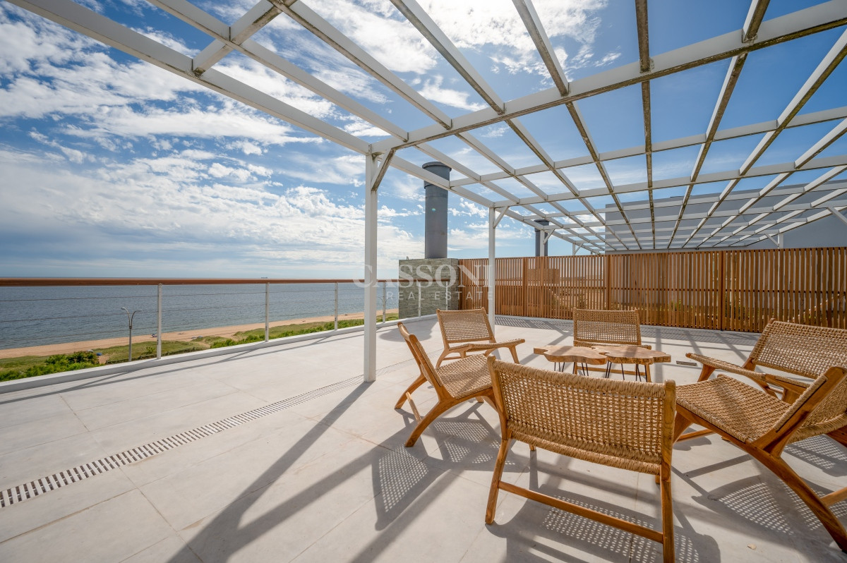 Apartamento ID.3096 - Espectacular PentHouse 4 Dormitorios, Terraza EXCLUSIVA & Todos los Servicios, Edificio ISABEL, Punta Del Este