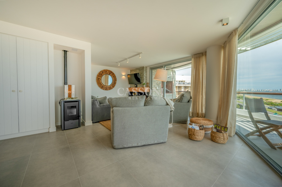 Apartamento ID.3096 - Espectacular PentHouse 4 Dormitorios, Terraza EXCLUSIVA & Todos los Servicios, Edificio ISABEL, Punta Del Este