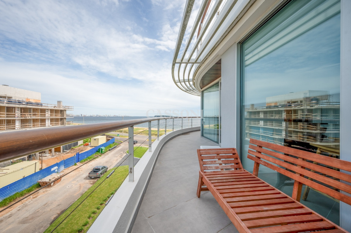 Apartamento ID.3104 - Espectacular PentHouse 2 Suites, Terraza EXCLUSIVA & Todos los Servicios, Edificio ISABEL, Punta Del Este