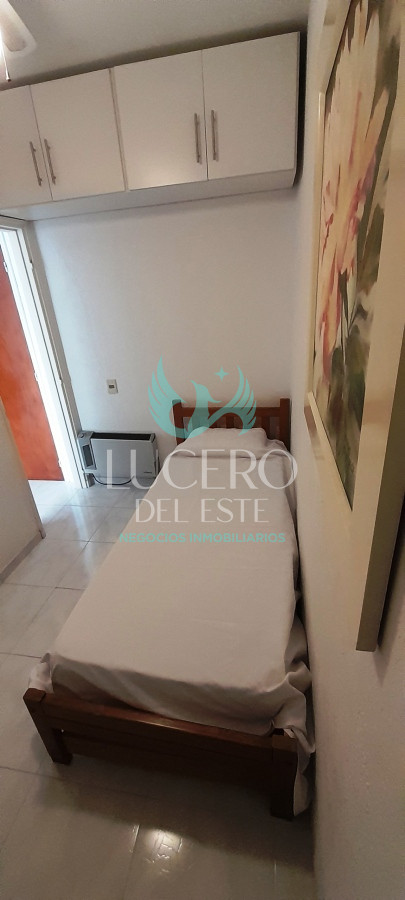 Apartamento ID.1238 - Impecable Apartamento 1.5 Dormitorios en Primera Línea Playa Mansa
