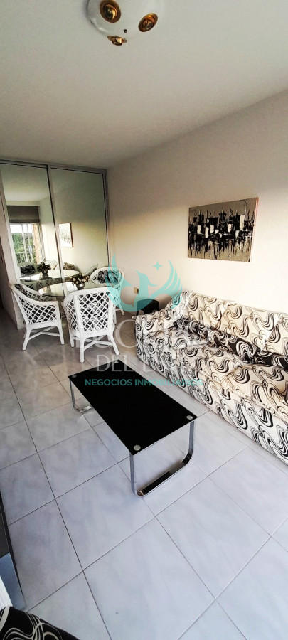 Apartamento ID.1238 - Impecable Apartamento 1.5 Dormitorios en Primera Línea Playa Mansa