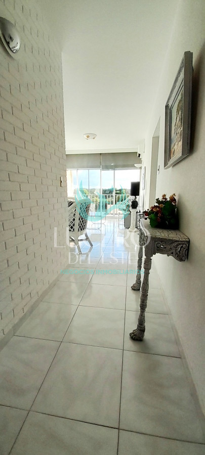 Apartamento ID.1238 - Impecable Apartamento 1.5 Dormitorios en Primera Línea Playa Mansa