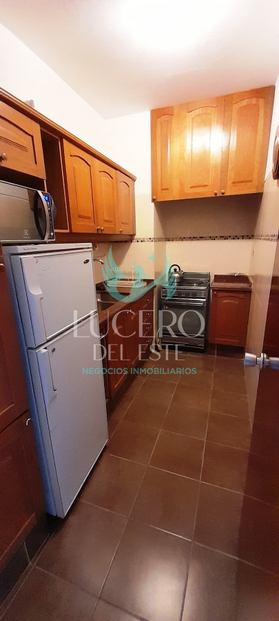 Apartamento ID.1238 - Impecable Apartamento 1.5 Dormitorios en Primera Línea Playa Mansa