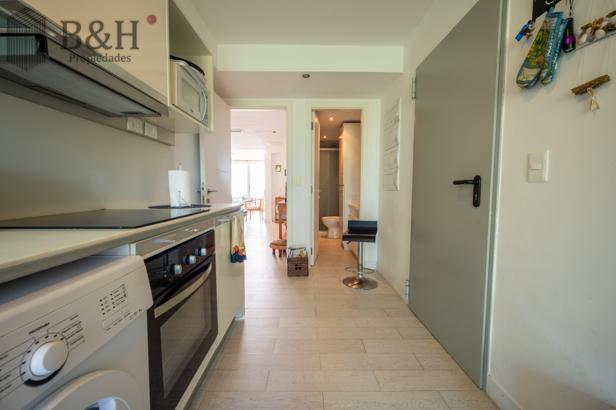 Apartamento ID.2652 - Espectacular Piso Completo De 5 Dormitorios & Todos los Servicios, Edificio LUMIERE, Punta Del Este