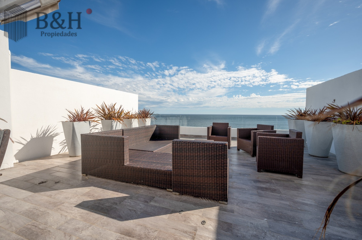 Apartamento ID.2652 - Espectacular Piso Completo De 5 Dormitorios & Todos los Servicios, Edificio LUMIERE, Punta Del Este