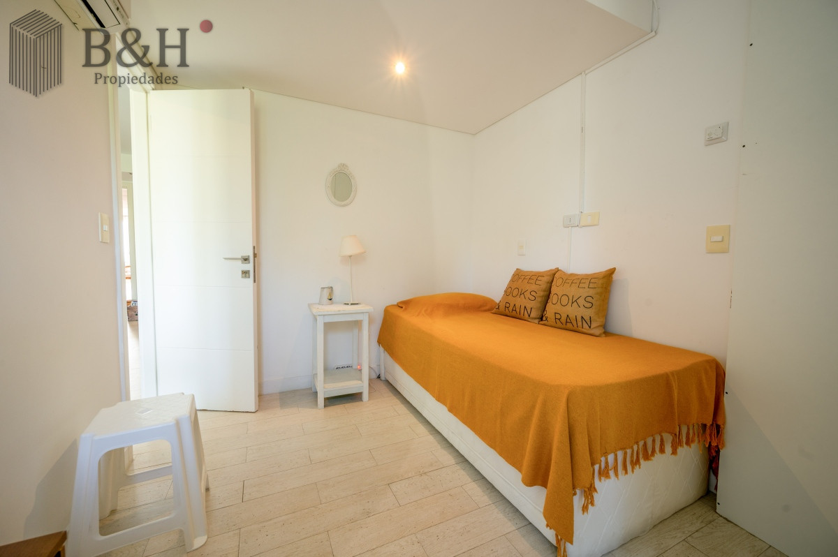 Apartamento ID.2652 - Espectacular Piso Completo De 5 Dormitorios & Todos los Servicios, Edificio LUMIERE, Punta Del Este