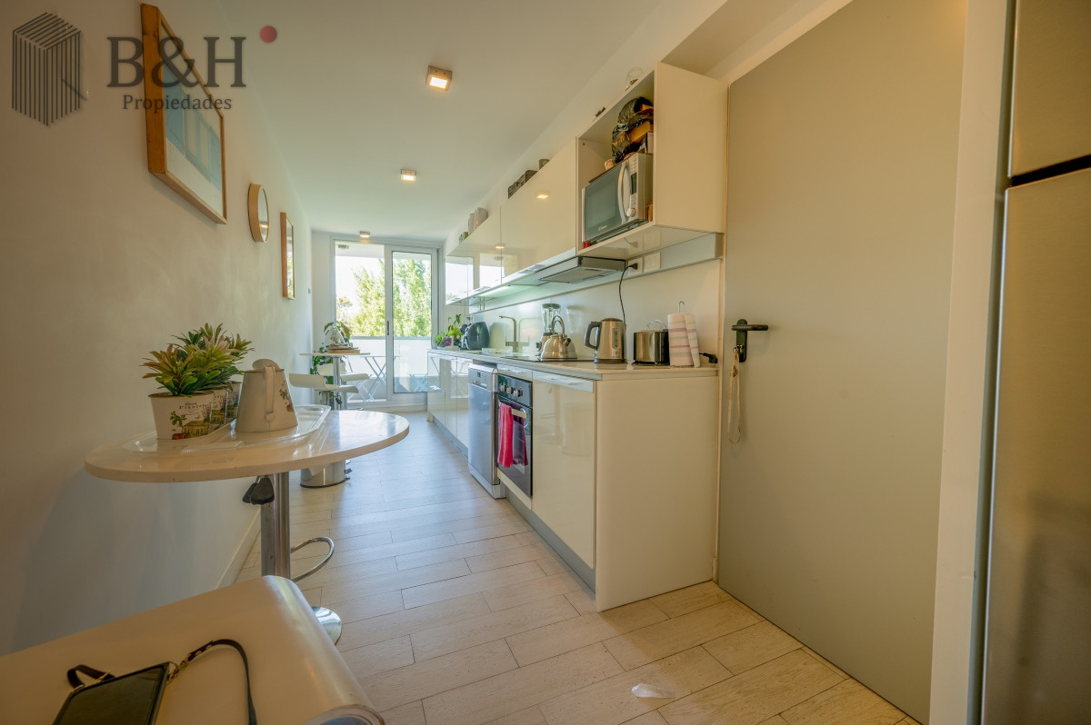 Apartamento ID.2652 - Espectacular Piso Completo De 5 Dormitorios & Todos los Servicios, Edificio LUMIERE, Punta Del Este