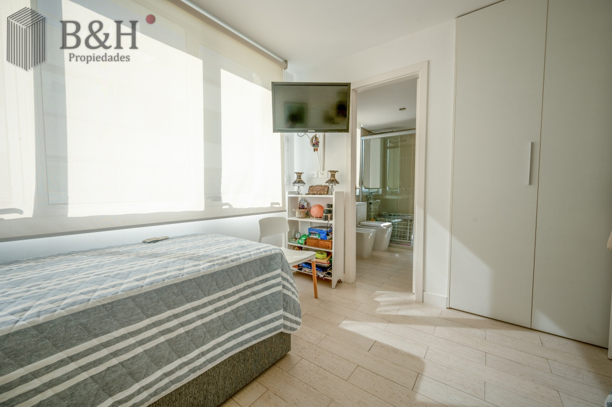 Apartamento ID.2652 - Espectacular Piso Completo De 5 Dormitorios & Todos los Servicios, Edificio LUMIERE, Punta Del Este