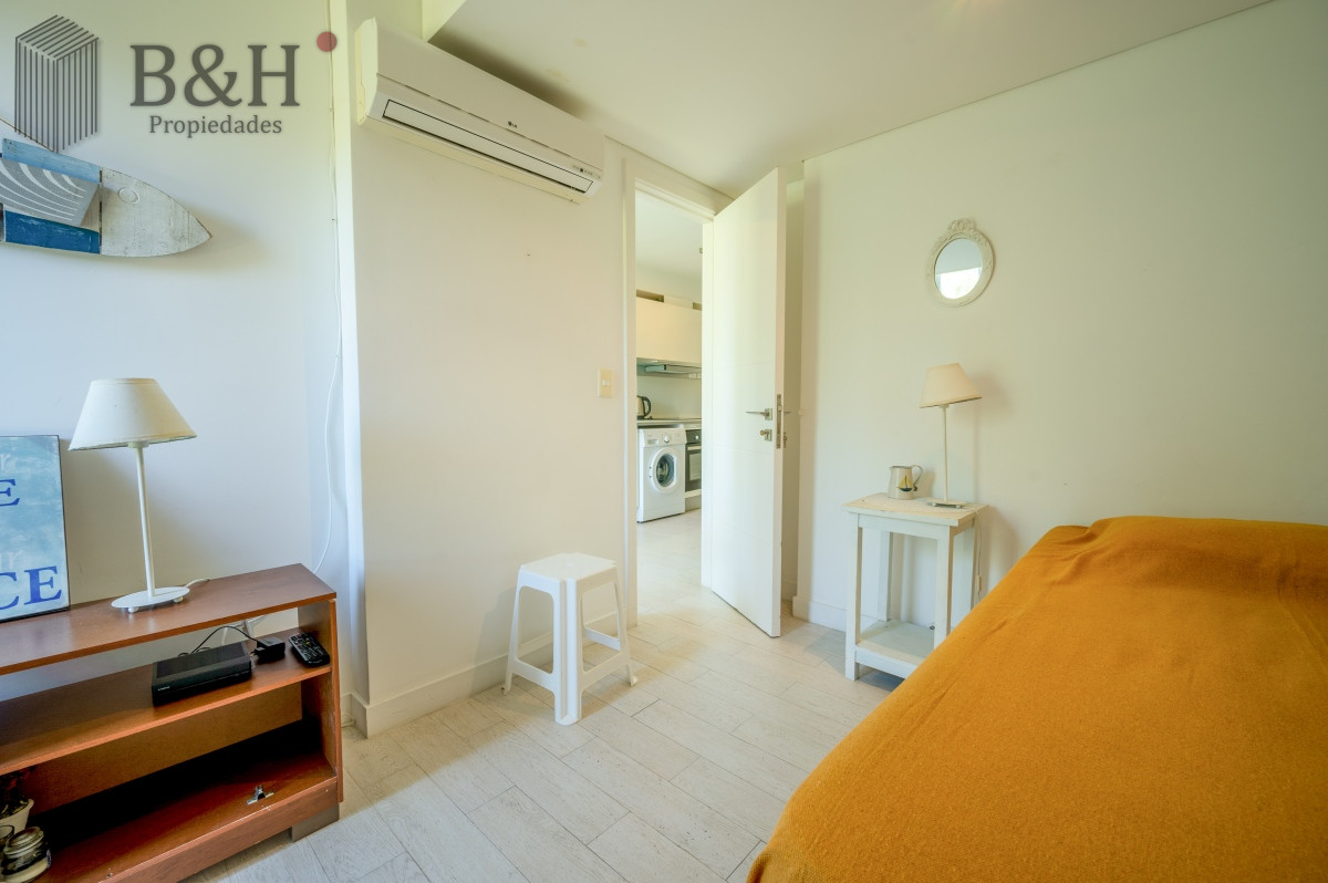 Apartamento ID.2652 - Espectacular Piso Completo De 5 Dormitorios & Todos los Servicios, Edificio LUMIERE, Punta Del Este