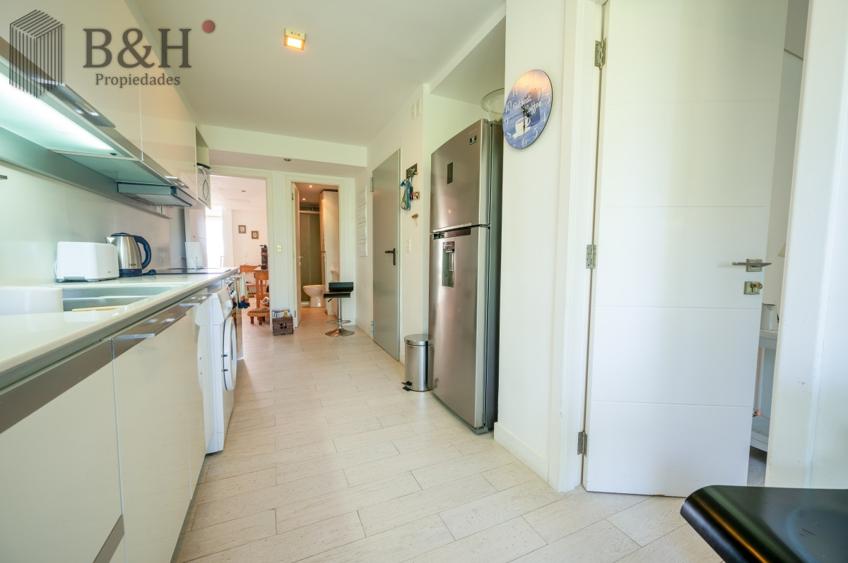 Apartamento ID.2652 - Espectacular Piso Completo De 5 Dormitorios & Todos los Servicios, Edificio LUMIERE, Punta Del Este