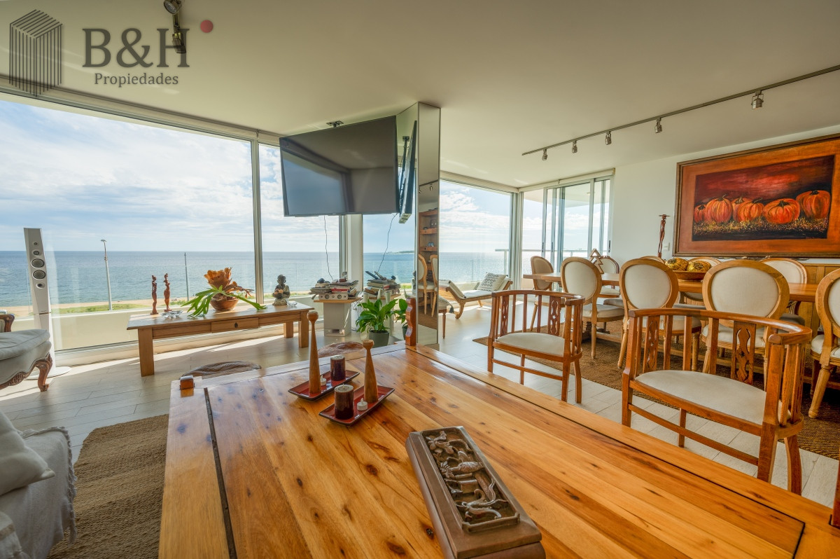 Apartamento ID.2652 - Espectacular Piso Completo De 5 Dormitorios & Todos los Servicios, Edificio LUMIERE, Punta Del Este
