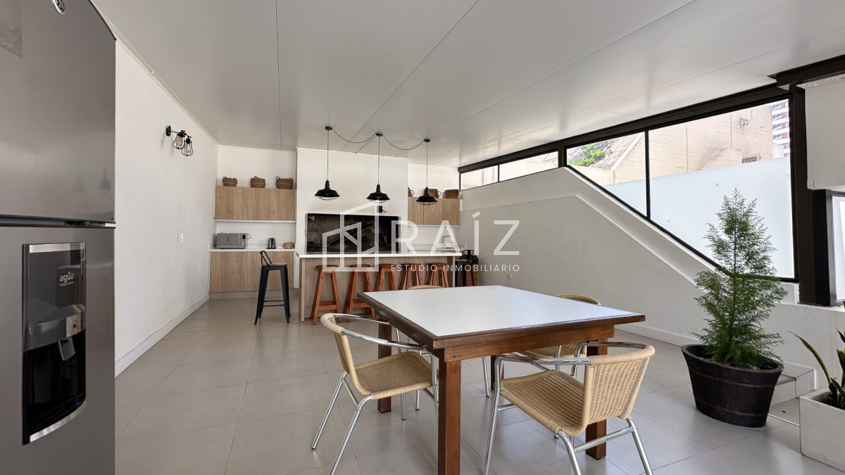 Apartamento ID.11578 - Venta Apartamento 4 dormitorios Península, Punta Del Este