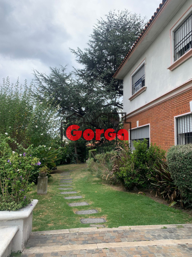 Casa ID.583 - Gran Casa En Venta, Parque Batlle, Montevideo