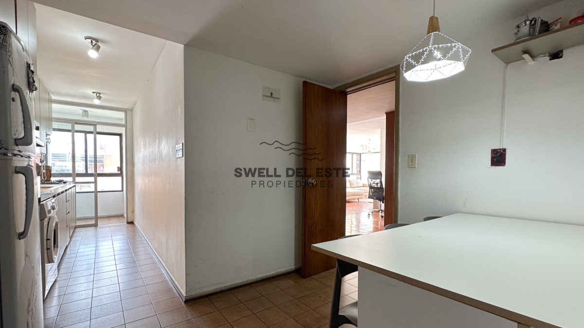 Apartamento ID.245 - Venta Apartamento 4D + S Gran Metraje, Península, Punta Del Este