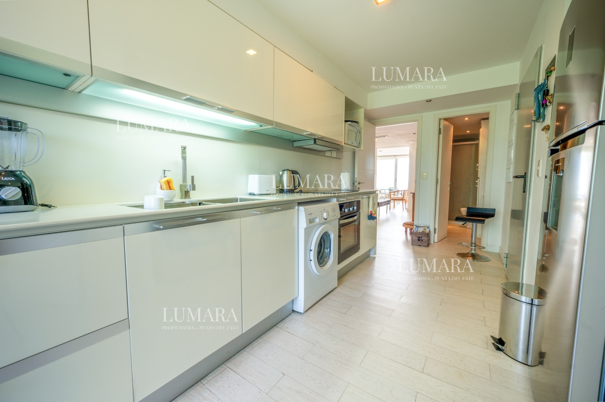 Apartamento ID.1026 - Espectacular Piso Completo De 5 Dormitorios & Todos los Servicios, Edificio LUMIERE, Punta Del Este