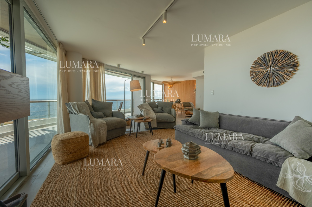 Apartamento ID.1025 - Espectacular PentHouse 4 Dormitorios, Terraza EXCLUSIVA & Todos los Servicios, Edificio ISABEL, Punta Del Este