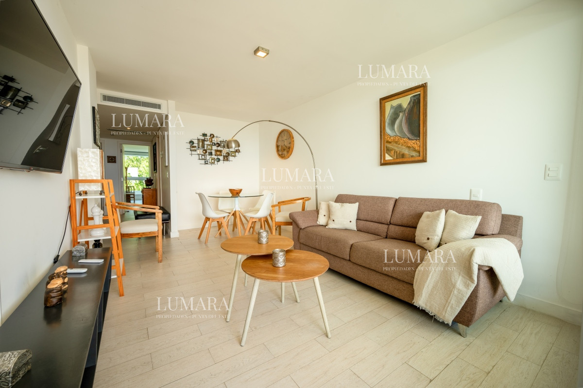Apartamento ID.1026 - Espectacular Piso Completo De 5 Dormitorios & Todos los Servicios, Edificio LUMIERE, Punta Del Este
