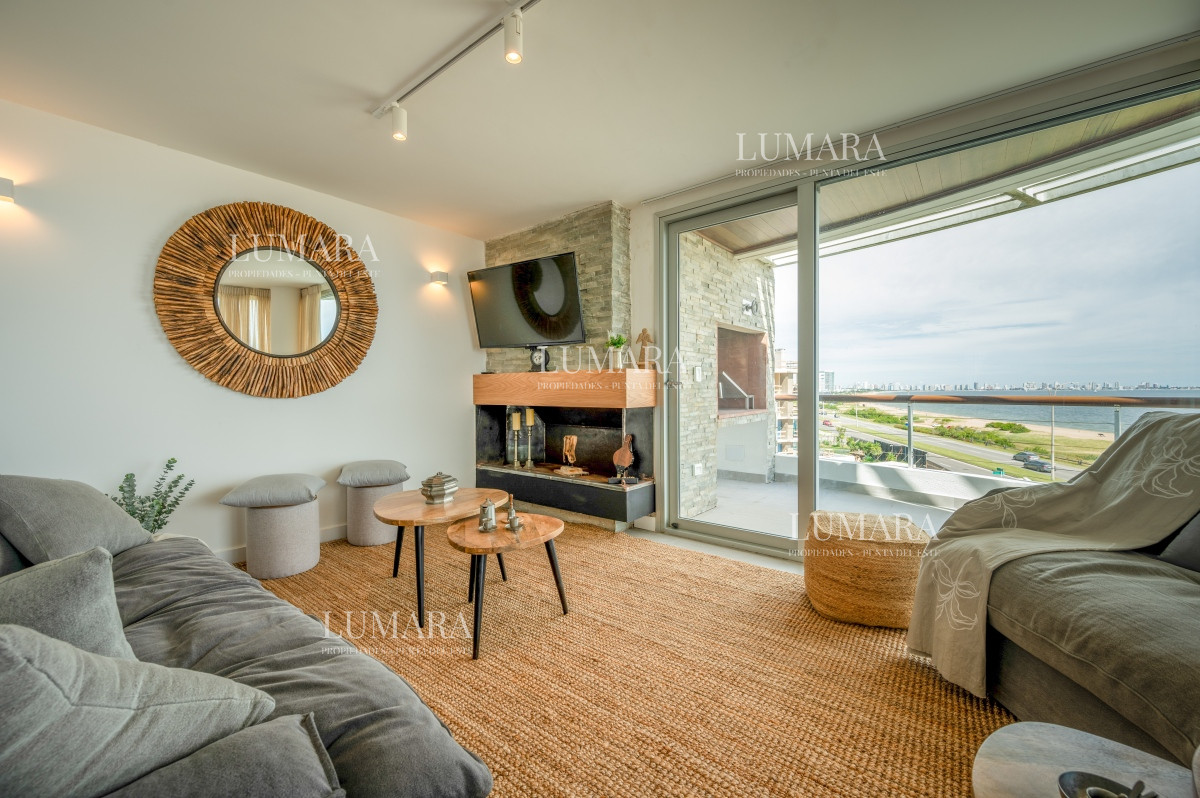 Apartamento ID.1025 - Espectacular PentHouse 4 Dormitorios, Terraza EXCLUSIVA & Todos los Servicios, Edificio ISABEL, Punta Del Este