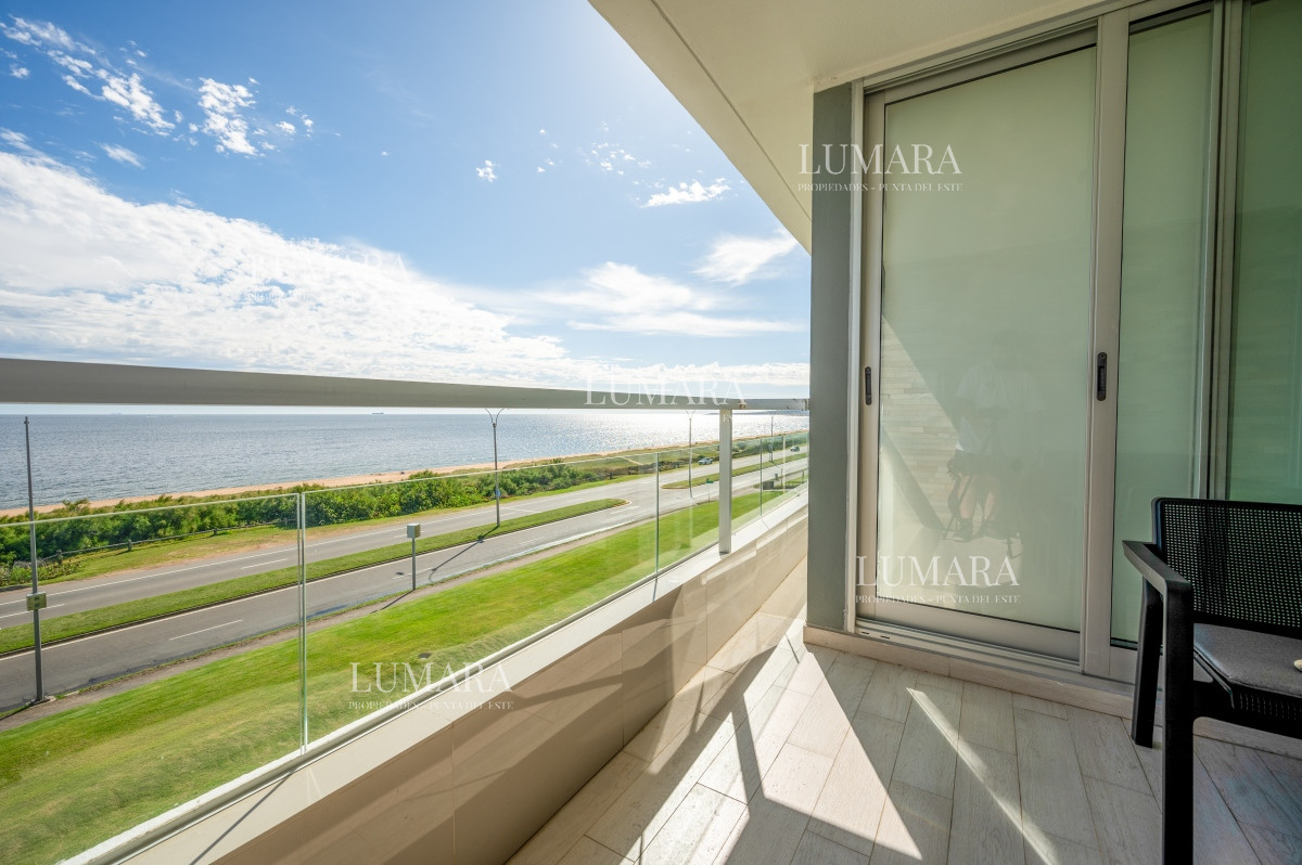 Apartamento ID.1026 - Espectacular Piso Completo De 5 Dormitorios & Todos los Servicios, Edificio LUMIERE, Punta Del Este