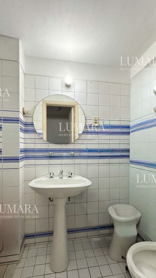 Apartamento ID.2719 - Venta Apartamento 4D + S Gran Metraje, Península, Punta Del Este