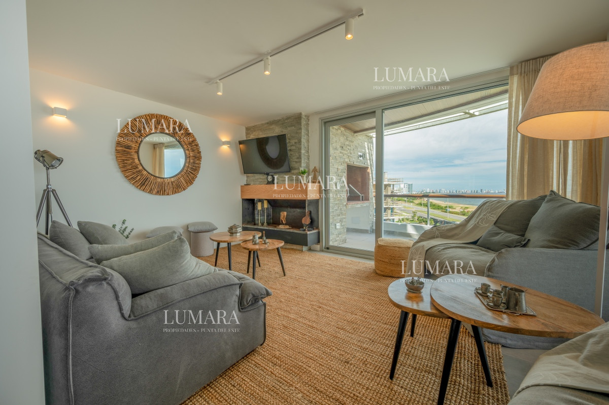 Apartamento ID.1025 - Espectacular PentHouse 4 Dormitorios, Terraza EXCLUSIVA & Todos los Servicios, Edificio ISABEL, Punta Del Este