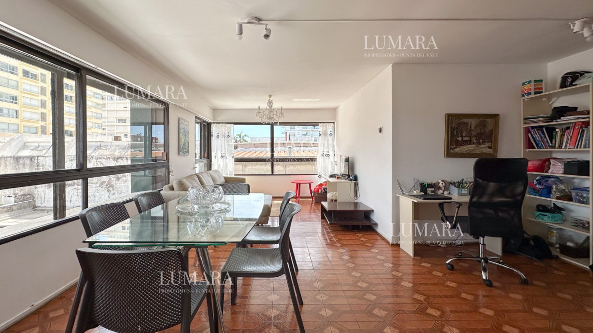 Apartamento ID.2719 - Venta Apartamento 4D + S Gran Metraje, Península, Punta Del Este