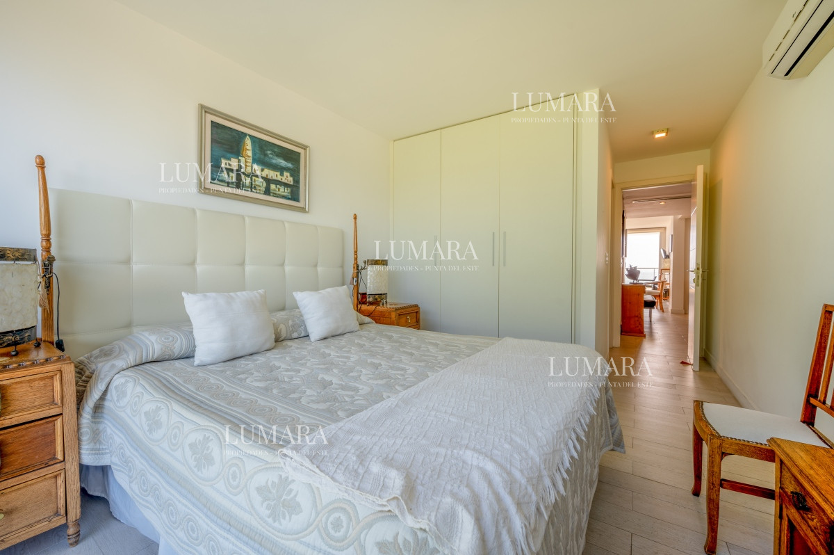 Apartamento ID.1026 - Espectacular Piso Completo De 5 Dormitorios & Todos los Servicios, Edificio LUMIERE, Punta Del Este