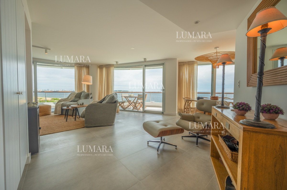 Apartamento ID.1025 - Espectacular PentHouse 4 Dormitorios, Terraza EXCLUSIVA & Todos los Servicios, Edificio ISABEL, Punta Del Este
