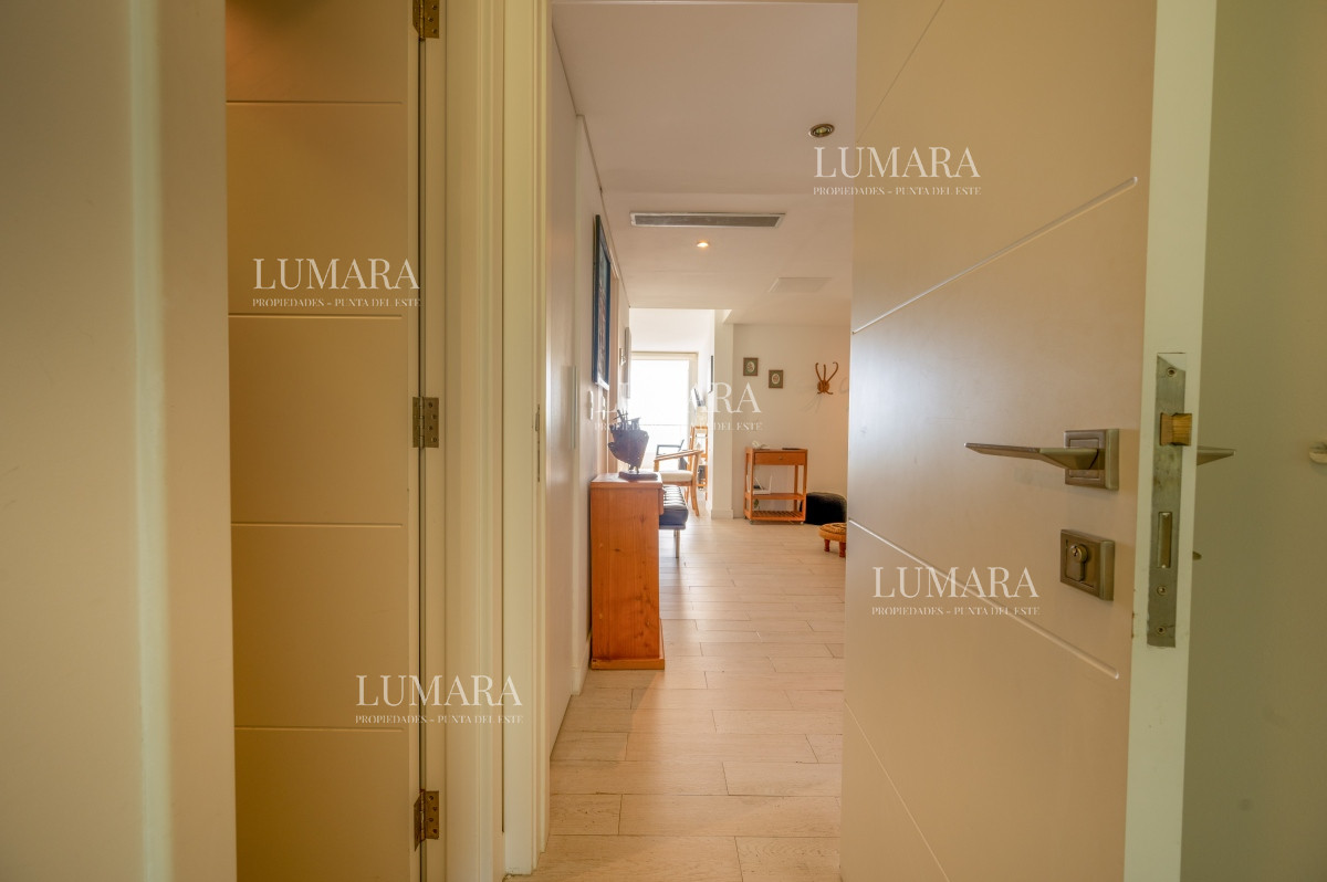 Apartamento ID.1026 - Espectacular Piso Completo De 5 Dormitorios & Todos los Servicios, Edificio LUMIERE, Punta Del Este