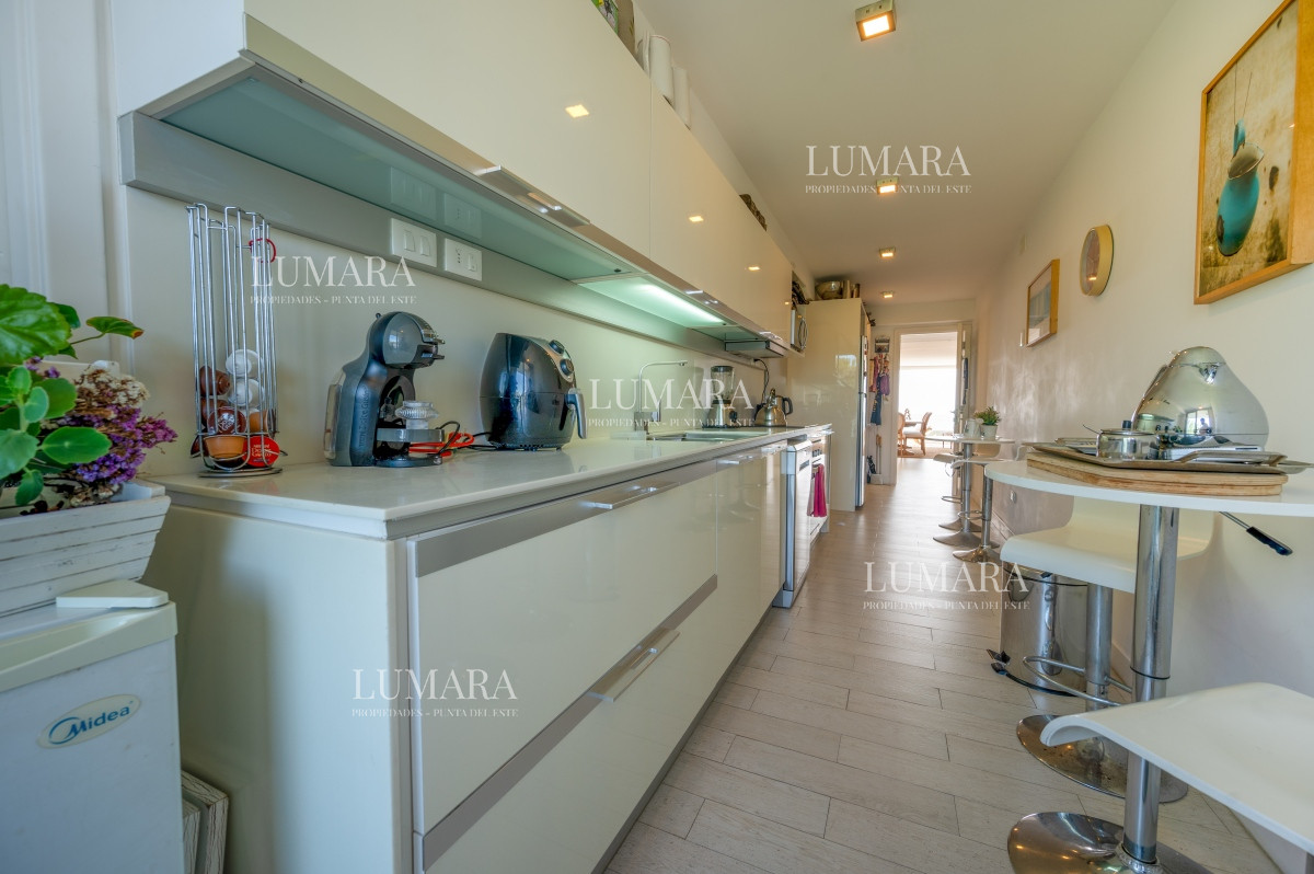 Apartamento ID.1026 - Espectacular Piso Completo De 5 Dormitorios & Todos los Servicios, Edificio LUMIERE, Punta Del Este