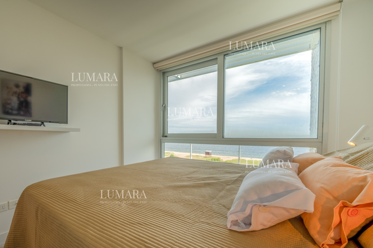 Apartamento ID.1025 - Espectacular PentHouse 4 Dormitorios, Terraza EXCLUSIVA & Todos los Servicios, Edificio ISABEL, Punta Del Este