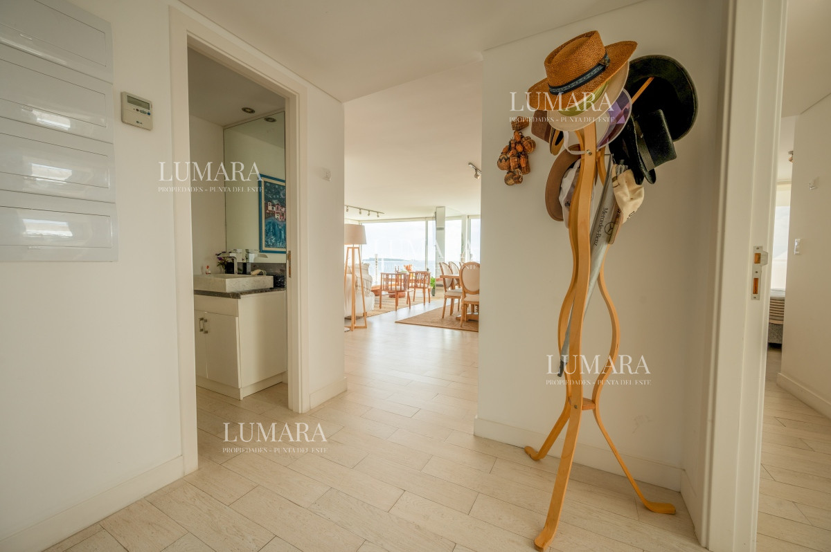 Apartamento ID.1026 - Espectacular Piso Completo De 5 Dormitorios & Todos los Servicios, Edificio LUMIERE, Punta Del Este