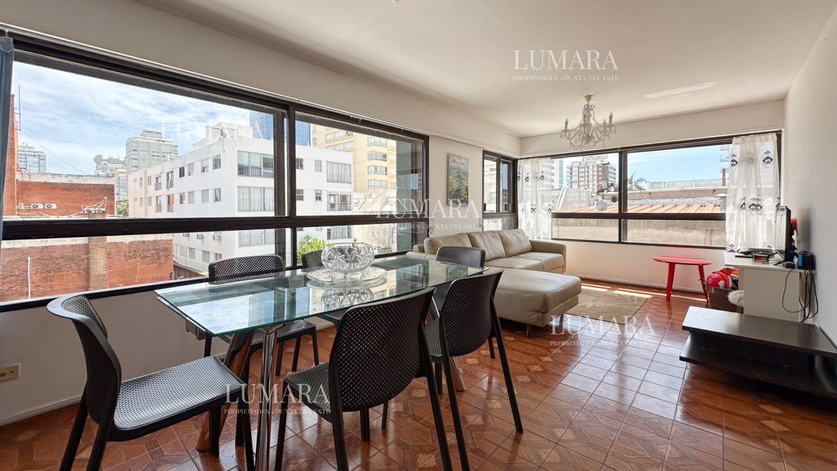 Apartamento ID.2719 - Venta Apartamento 4D + S Gran Metraje, Península, Punta Del Este
