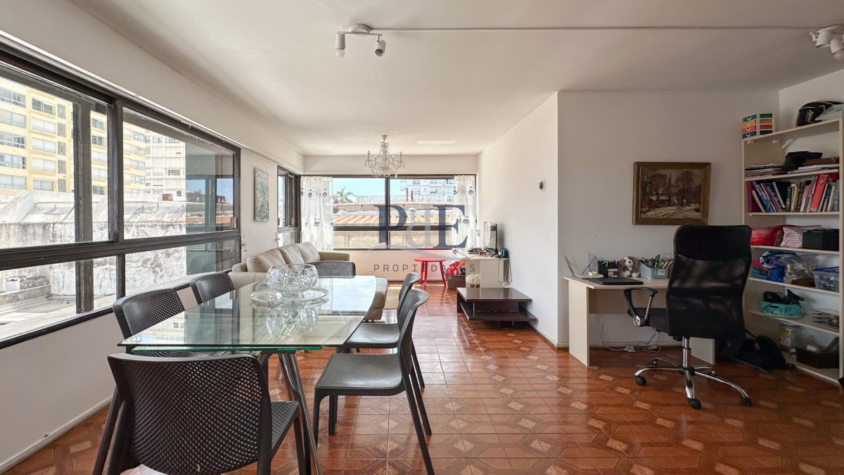 Apartamento de Gran Metraje | 4 Dormitorios + Serv. Punta del Este. - Imagen 2