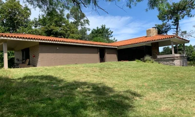 Gran Casa 4 Dormitorios & 3600m2 De Jardín, Zona Golf, Punta Del Este