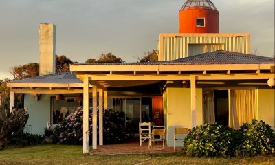 Icónica Casa En Venta y Alquiler Frente al Mar, 5 Dormitorios, en Sauce De Portezuelo