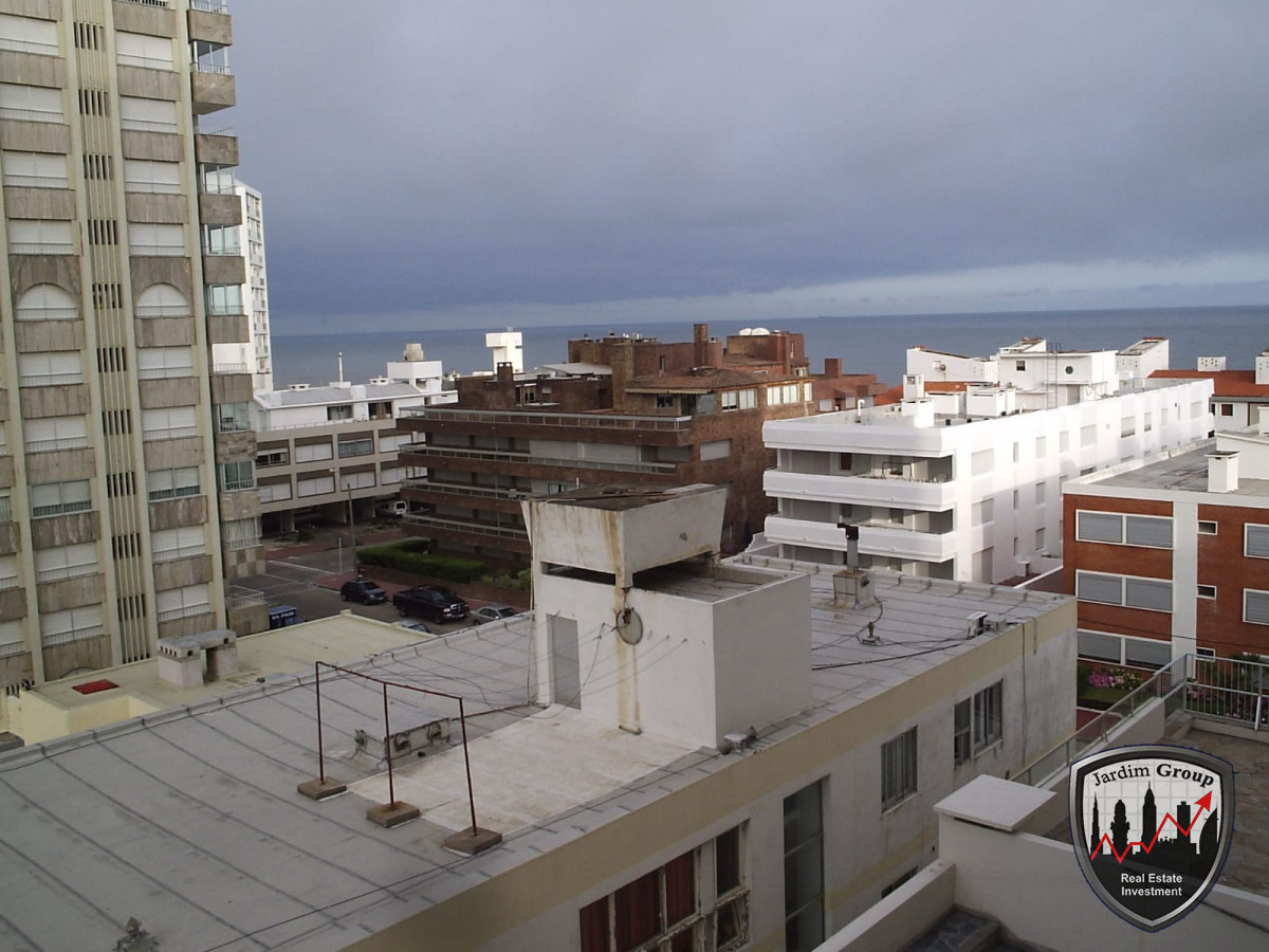 Apartamento ID.7322 - Departamento de 2 dormitorios a pasos de todo.