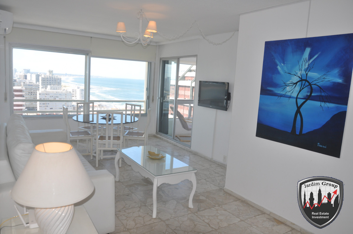 Apartamento ID.6045 - Excelente vista al Océano Atlántico (Playa Brava) y sobre la Playa Mansa