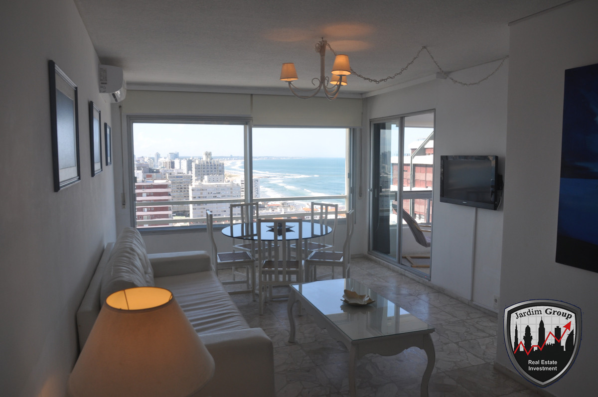 Apartamento ID.6045 - Excelente vista al Océano Atlántico (Playa Brava) y sobre la Playa Mansa