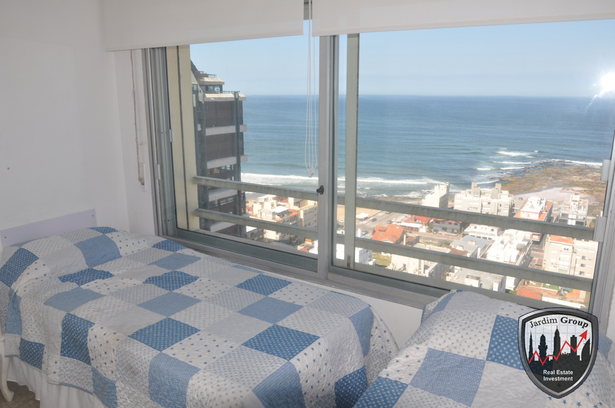 Apartamento ID.6045 - Excelente vista al Océano Atlántico (Playa Brava) y sobre la Playa Mansa