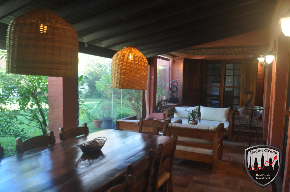 Casa ID.7359 - EXCELENTE PROPIEDAD...!!!