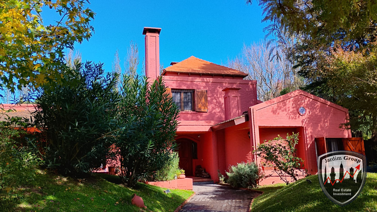 Casa ID.7359 - EXCELENTE PROPIEDAD...!!!