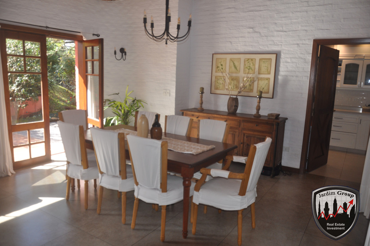 Casa ID.7359 - EXCELENTE PROPIEDAD...!!!
