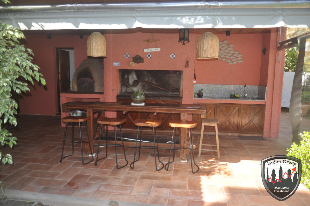 Casa ID.7359 - EXCELENTE PROPIEDAD...!!!