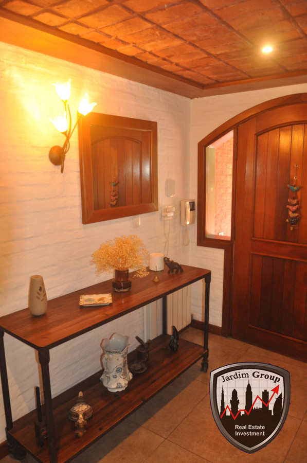 Casa ID.7359 - EXCELENTE PROPIEDAD...!!!