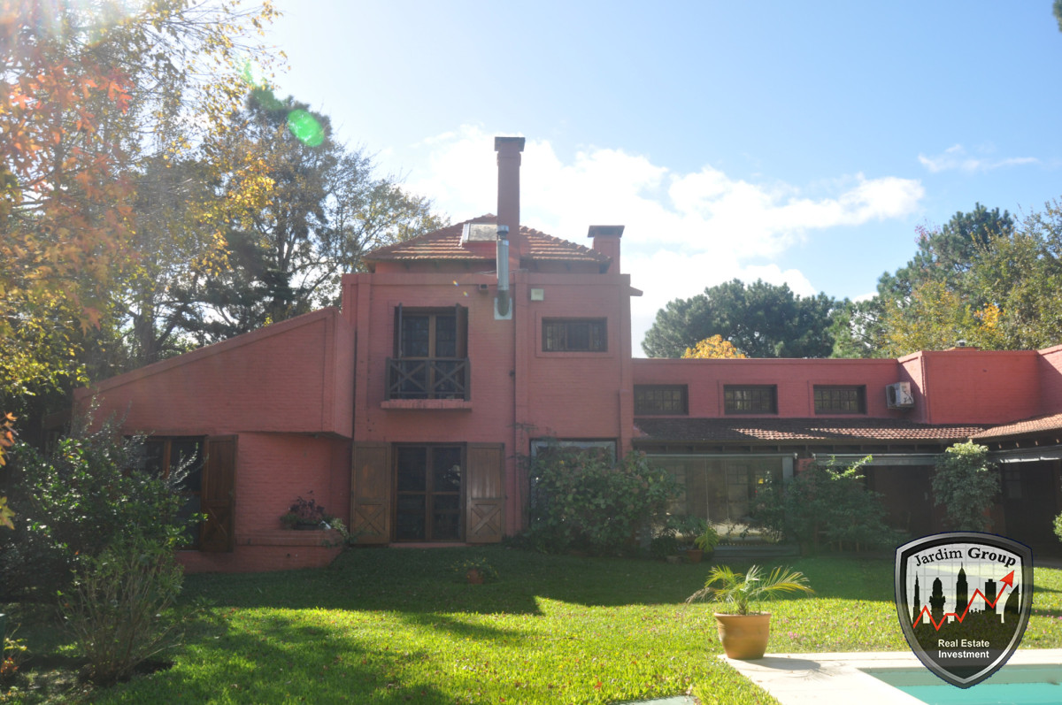 Casa ID.7359 - EXCELENTE PROPIEDAD...!!!